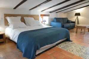 Chambre familiale 4 personnes proche de la Bambouseraie